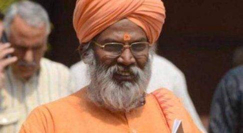 सांसद साक्षी महाराज की घबराहट आई सामने,BJP से कहा -टिकट कटा तो अच्छे नहीं होंगे नतीजे