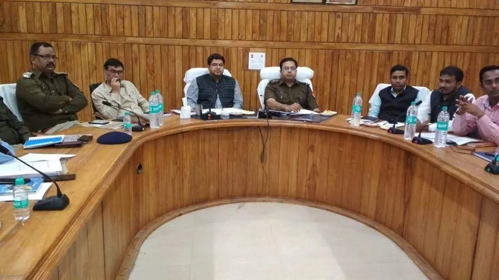 होली के अवसर पर साफ-सफाई व बिजली पानी का बेहतर प्रबन्ध करें अधिकारी: शम्भु कुमार