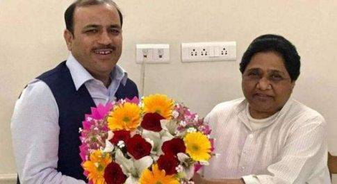 बसपा को मिला नया मुस्लिम चेहरा, JDS छोड़ BSP में शामिल हुए दानिश अली 