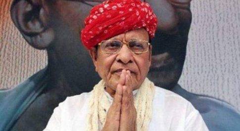 गुजरात के पूर्व सीएम शंकर सिंह वाघेला के घर हुई चोरी, कहा- चौकीदार ही चोर है