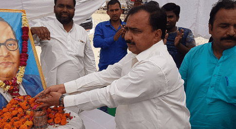 हर्सौल्लास के साथ मनाई गई बाबा साहब भीमराव अम्बेडकर जयंती,सपा कार्यालय पर आयोजित हुआ कार्यक्रम 