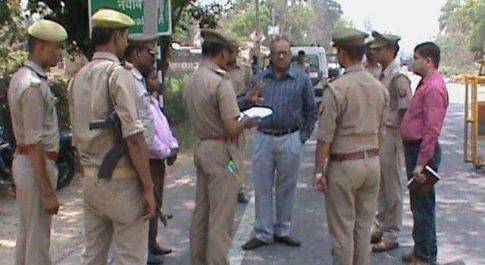 पुलिस पे्रक्षक ने किया विधानसभा निर्वाचन क्षेत्र नानपारा का भ्रमण