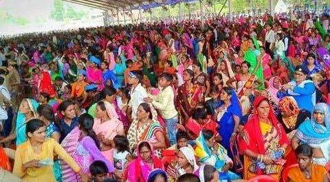 6 हजार रुपये महीने देने से नहीं दूर होगी गरीबी: मायावती