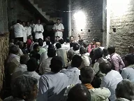 सपा बसपा गठबंधन प्रत्याशी पूर्व सांसद कुंवर अखिलेश सिंह द्वारा कार्यालय का उद्घाटन