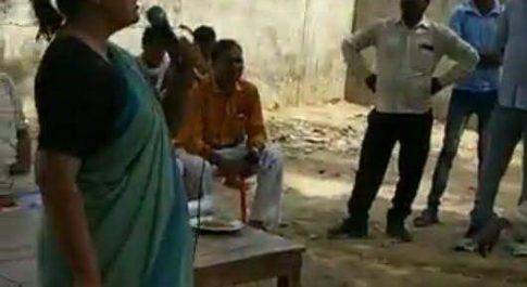 देश के छः पिछड़े जिलों में महराजगंज एक नंबर पर हैःसुप्रिया श्रीनेत