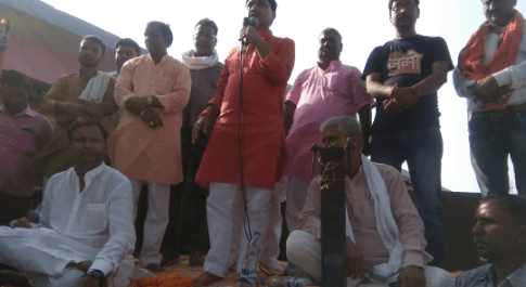 सांसद पंकज चौधरी का बृजमनगंज मे हुआ जोरदार स्वागत, गोमती एक्सप्रेस ठहराव का सांसद ने दिया आश्वासन