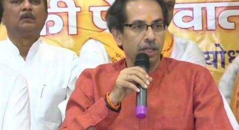18 नवनिर्वाचित सांसदों के साथ अयोध्या पहुंचे उद्धव ठाकरे कहा -राम मंदिर निर्माण के लिए अध्यादेश लाये सरकार