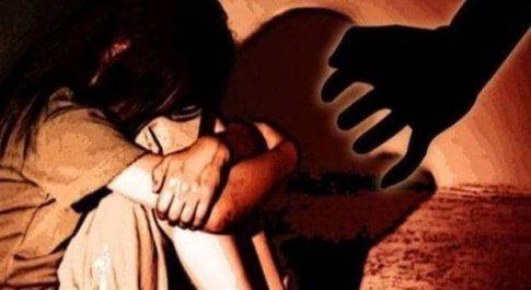 स्वयंभू बाबा ने19 साल की लड़की के साथ किया रेप, हुआ गिरफ्तार 