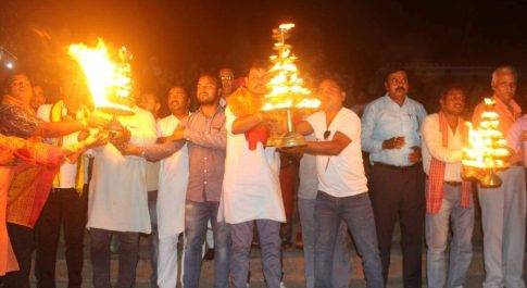 महराजगंज। गंडकी माता की 62 वीं भव्य महाआरती कार्यक्रम का आयोजन