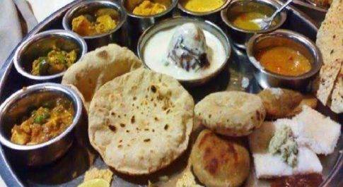 सीएम सिटी में गरीबो को पांच रुपए में भरपेट पौष्टिक भोजन देने की योजना जुलाई से होगी शुरू