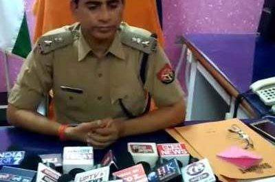 सिद्धार्थनगर। जिले की सर्विलांस टीम ने बरामद किया 54 मोबाइल फ़ोन।