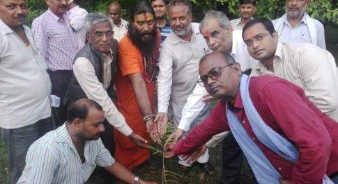 शिवालय बाग नानपारा में आयोजित हुई पर्यावरण संरक्षण गोष्ठी
