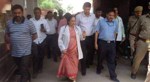 नोडल अधिकारी ने किया जिला चिकित्सालय का निरीक्षण