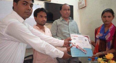 महराजगंज। नारी सशक्तिकरण के लिए छात्राओं को किया जागरूक