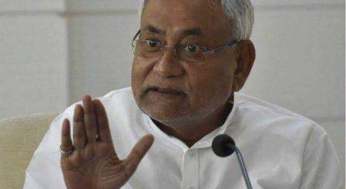 बीजेपी को लगा झटका, जेडीयू ने तीन तलाक बिल का विरोध करते हुए सदन से किया वॉक आउट