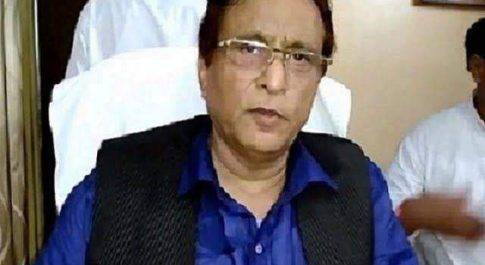 आज़म की मुश्किलें बढ़ी, मदरसे की किताब चोरी करने का लगा आऱोप,100 किताबें बरामद 