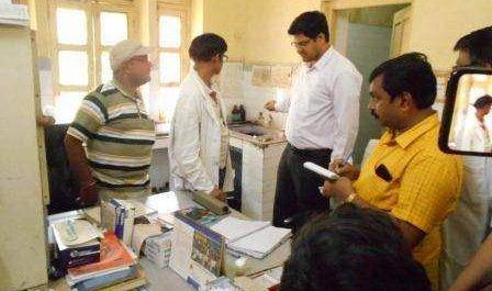 सी.एच.सी. पयागपुर का जिलाधिकारी ने किया निरीक्षण 