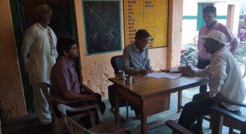 सिद्धार्थनगर। क्रॉस चेकिंग में किया गया विद्यालयों का निरीक्षण