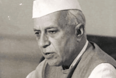 तो क्या अब कश्मीर पर होगा अमीरों का कब्ज़ा? 35-A को लेकर नेहरू को क्या थी आशंकाएं