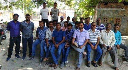 सिद्धार्थनगर। रोजगार सेवकों ने शोहरतगढ़ ब्लॉक परिसर में की बैठक, योगी सरकार पर लगाया उत्पीड़न का आरोप