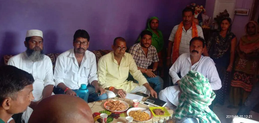 महराजगंज। बृजमनगंज क्षेत्र के ग्राम सभा शाहाबाद मे भाजपा सदस्यता अभियान चलाया गया