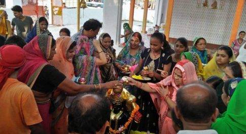 महराजगंज। जयकारे से गूंजा शिवशक्ति धाम
