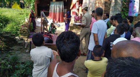 सिद्धार्थनगर। फांसी लगाकर दी जान