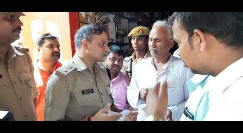 *पटरंगा आये वरिष्ठ पुलिस अधीक्षक से मिल पत्रकारों ने कार्यवाही की मांग की* *वीडियो किलिप देख एसएसपी ने दिया कार्यवाही का भरोसा*