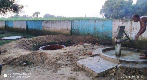 लखीमपुर खीरी I में नौनिहालों के लिए जोखिम बना पानी का टैंक
