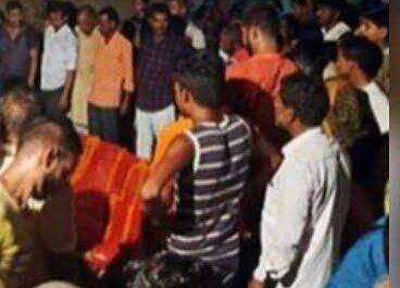 महराजगंज। सोनौली के एक ही परिवार के तीन. लोगों की सड़क दुर्घटना में मौत