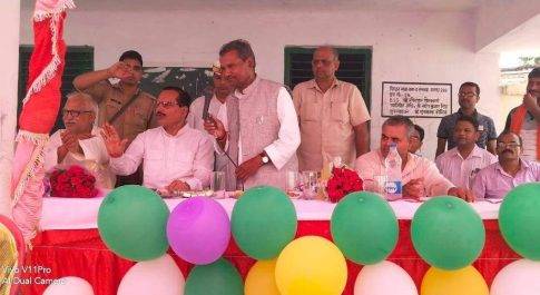 बहराइच। समाज कल्याण मंत्री की अध्यक्षता में ग्रामों में आयोजित हुआ जनकल्याणकारी शिविर