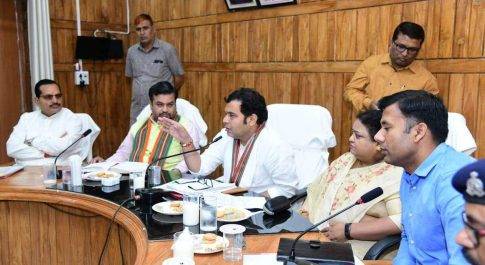 बहराइच। अण्डर ग्राउण्ड केबलिंग कार्य की होगी जाॅच: ऊर्जा मंत्री श्रीकान्त शर्मा