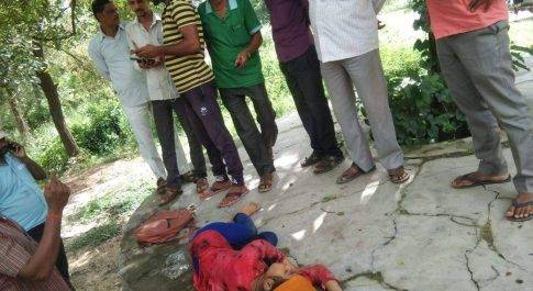लखीमपुर खीरी। गोला से बाइक पर बैठ कर वापस अपनें घर आ रही छात्रा बाइक से गिरी घायल, बाइक सवार फरहर 
