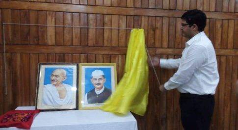 बहराइच। गाॅधी जी के जीवन आदर्शों को आत्मसात करना ही सच्ची श्रद्धांजलि: जिलाधिकारी 