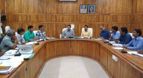 बहराइच। काॅमन रिव्यू मिशन टीम के निरीक्षण से पूर्व की गयी तैयारियों की समीक्षा हेतु बैठक सम्पन्न