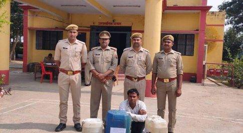 बहराइच। भारी मात्रा में अवैध शराब व शराब बनाने के उपकरण के साथ अभियुक्त गिरफ्तार,लहन नष्ट