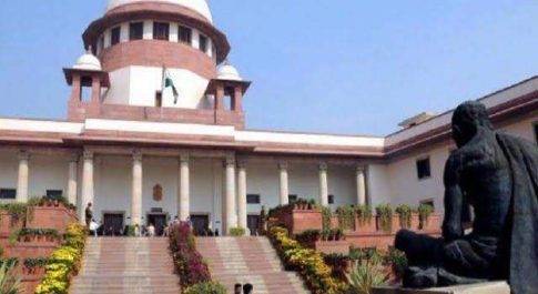 पेड़ काटने के मामले में सुप्रीम कोर्ट ने यथास्थिति बरकरार रखने का दिया फैसला