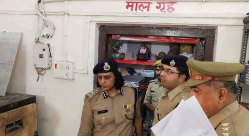 बहराइच। नोडल पुलिस अधिकारी ने पुलिस लाइन का किया निरीक्षण