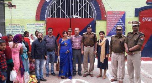 बहराइच। लो.नि.वि. निरीक्षण भवन में आयोजित हुआ महिला जन सुनवाई दिवस 
