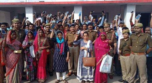 महराजगंज। साईबर सेल देवरिया द्वारा लगभग 12 लाख कीमत की 108 गुमशुदा मोबाईल बरामद
