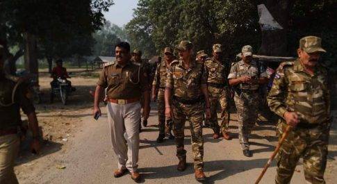 अयोध्या।  जुमे की नमाज होने पर मस्जिदों में सुरक्षाकर्मियों की लगाई गई ड्यूटी