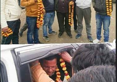महराजगंज। बृजमनगंज कस्बे में सांसद एवं विधायक के पहुचने पर ब्यापार मंडल एवं युवा समाज अध्यक्ष द्वारा किया गया जोरदार स्वागत