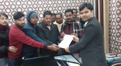 लखीमपुर खीरी I पर्यावरण जन कल्याण समिति द्वारा 5 सूत्रीय मांगे उपजिलाधिकारी के माध्यम से राज्यपाल के नाम संबोधित शीघ्र निस्तारण हेतु ज्ञापन पत्र दिया।