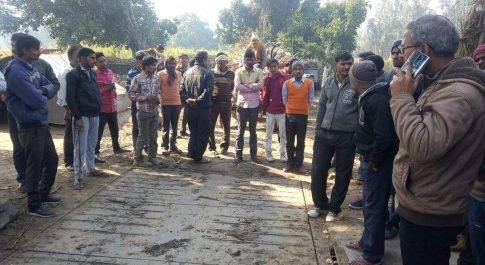 लखीमपुर खीरी| गन्ना क्रय केंद्र सेंटर पर पकड़ी गई 5 कुंटल 70 किलो की घटतौली।