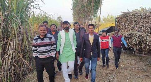 लखीमपुर खीरी I बरूई ए गन्ना क्रय केंद्र पर भाकियू प्रदेश अध्यक्ष श्यामू शुक्ला का आचूक निरीक्षण कई कमियां आई प्रकाश में l