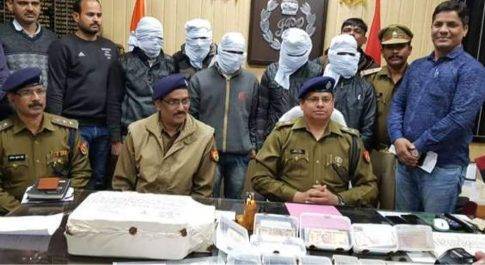 बस्ती। ब्रेकिंग न्यूज:जाली नोट छापने वाली मशीन के साथ पांच जालसाज गिरफ्तार