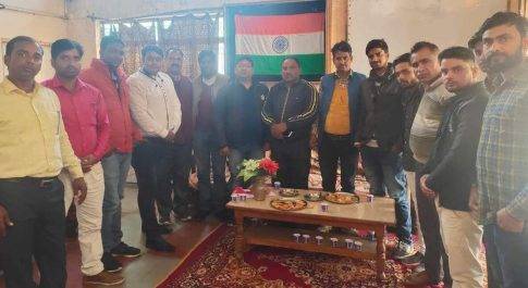महराजगंज। नौतनवा मे पत्रकारों का बैठक सम्पन्न, तमाम मुद्दों पर हुई चर्चा