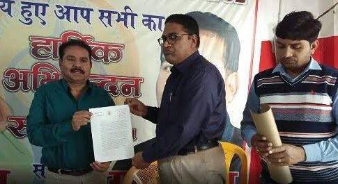 महराजगंज। नौतनवा मे गुड्डू खान को विधुत विभाग द्वारा आसान किस्त पत्रांक देकर योजना की शुरुआत की गई