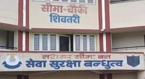 महराजगंज। नेपालियों के आवागमन पर जिम्मेदार नहीं लगा पा रहे प्रतिबंध