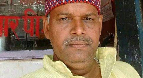 महराजगंज। पूर्व जिला पंचायत सदस्य व वरिष्ठ भाजपा नेता योगेंद्र यादव ने जरूरतमंदों को राशन सामग्री वितरण किया।